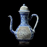 A Chinese Blue and White Double-Walled Reticulated Small Ewer and Cover, Kangxi Period 清康熙 青花鏤空花卉紋執壺