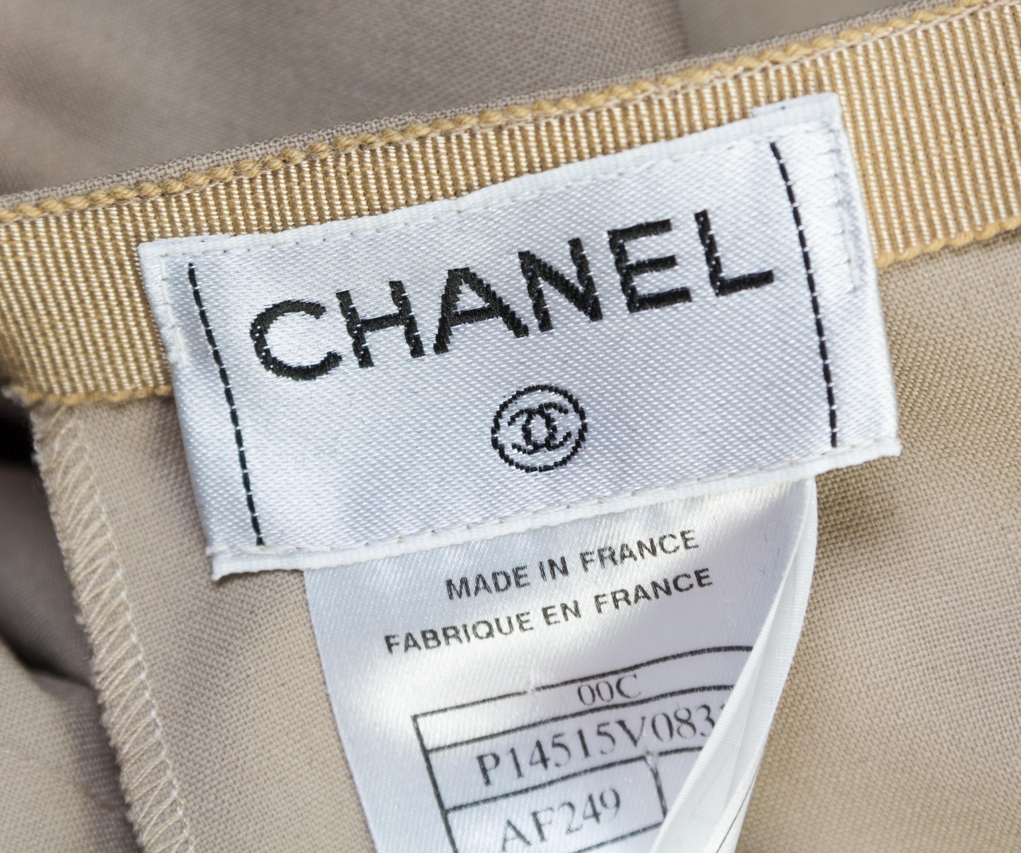 A Chanel Khaki Pleated Skirt, Size 40.
