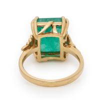 Emerald and Yellow Gold Ring