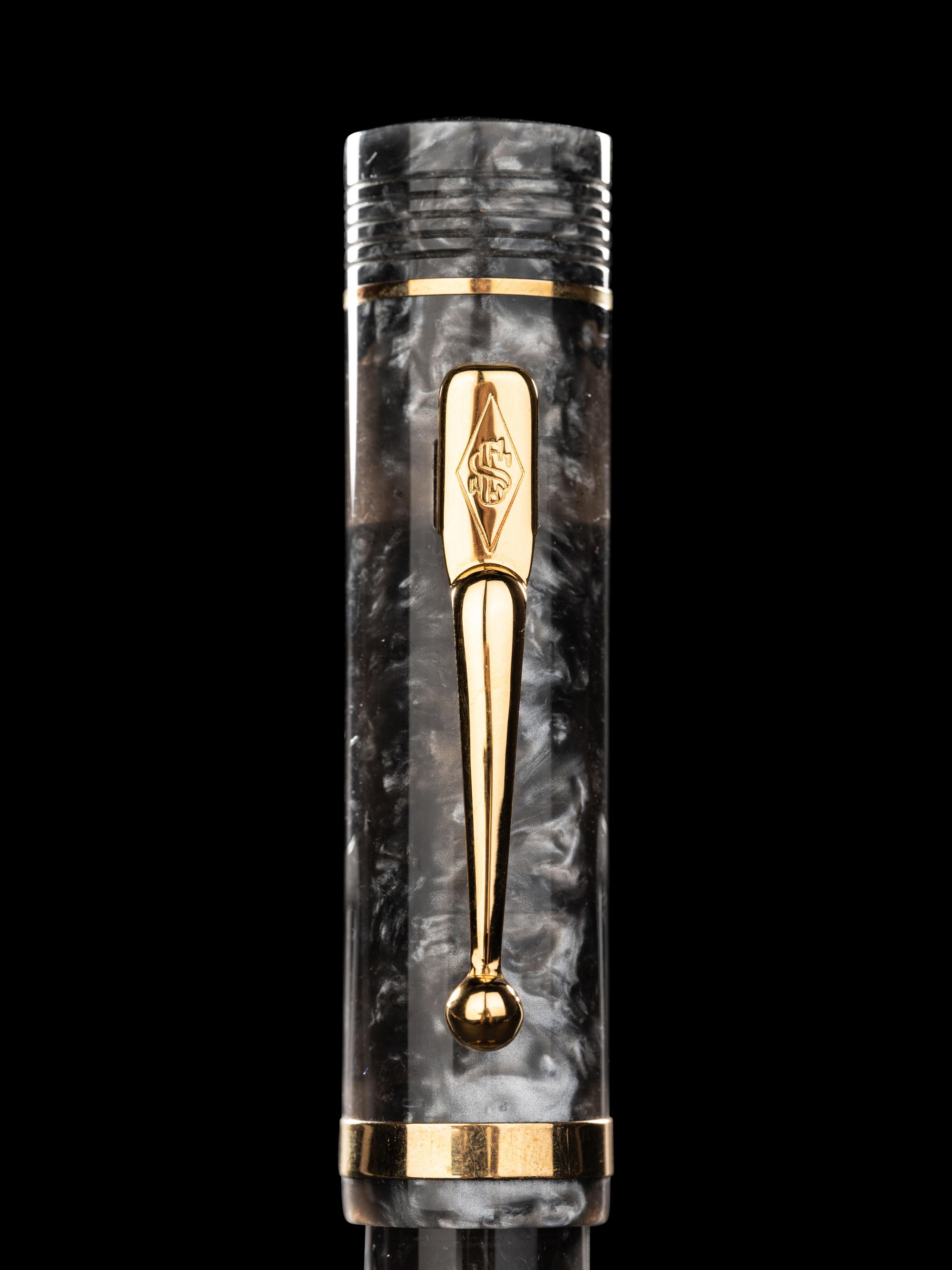 Conway Stewart: Churchill-Grey Limited Edition Fountain Pen and Ink Set