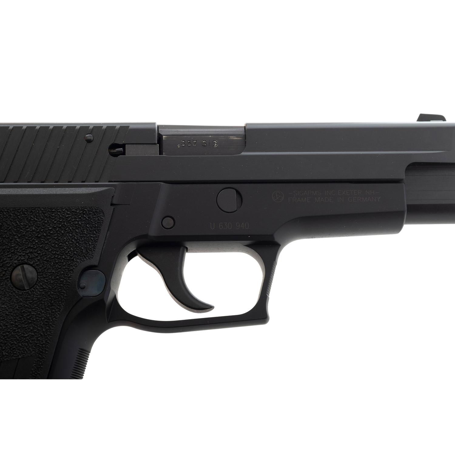 *Sig Sauer P226 with .357 Sig and .40 S&W Barrels in Box with Accessories