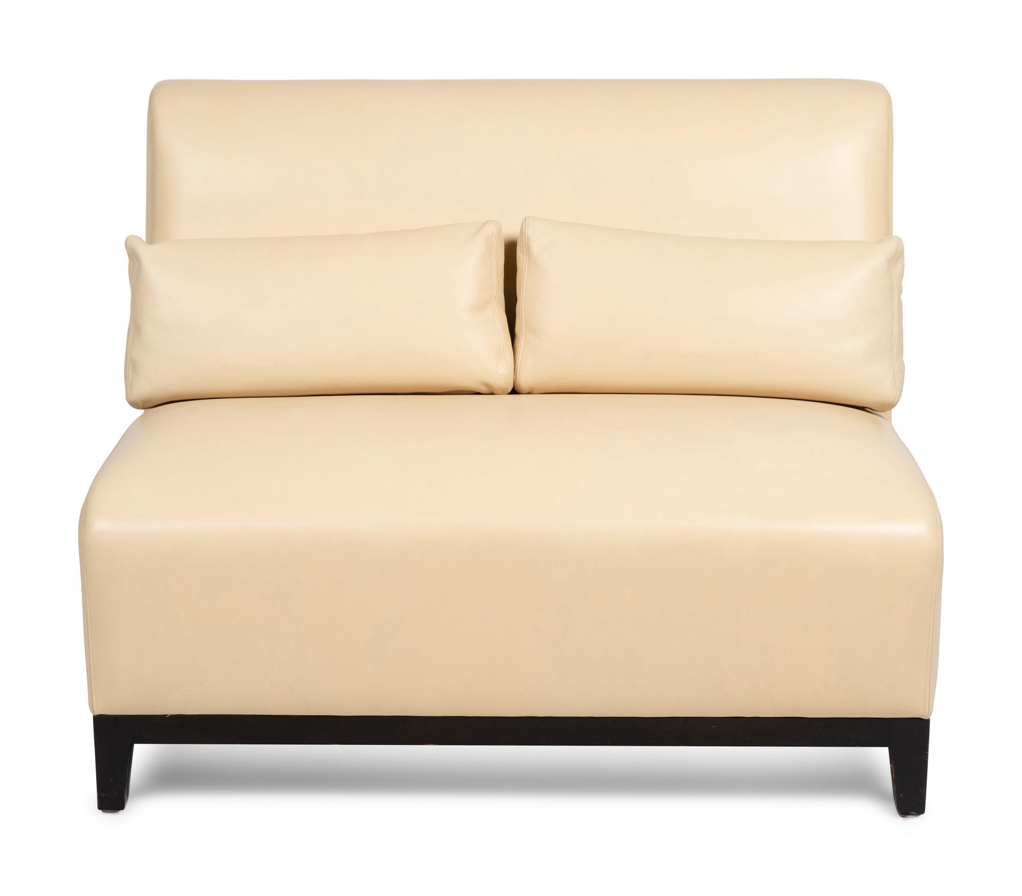 Noble Creole Lounge Chair Holly Hunt, USA