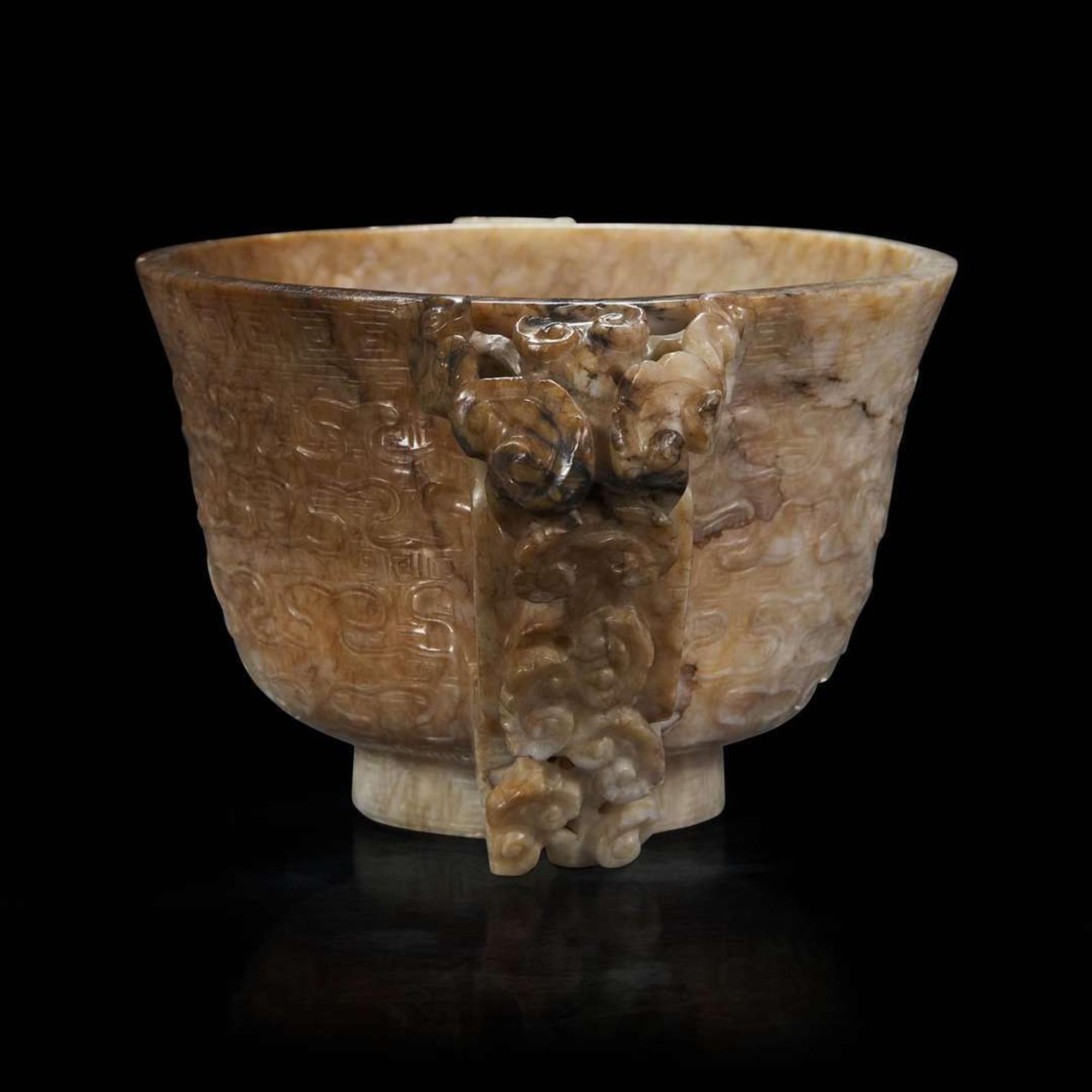 A Chinese ‘’chicken-bone’’ jade carved libation cup 鸡骨白瓒杯 Ming/Qing dynasty ???