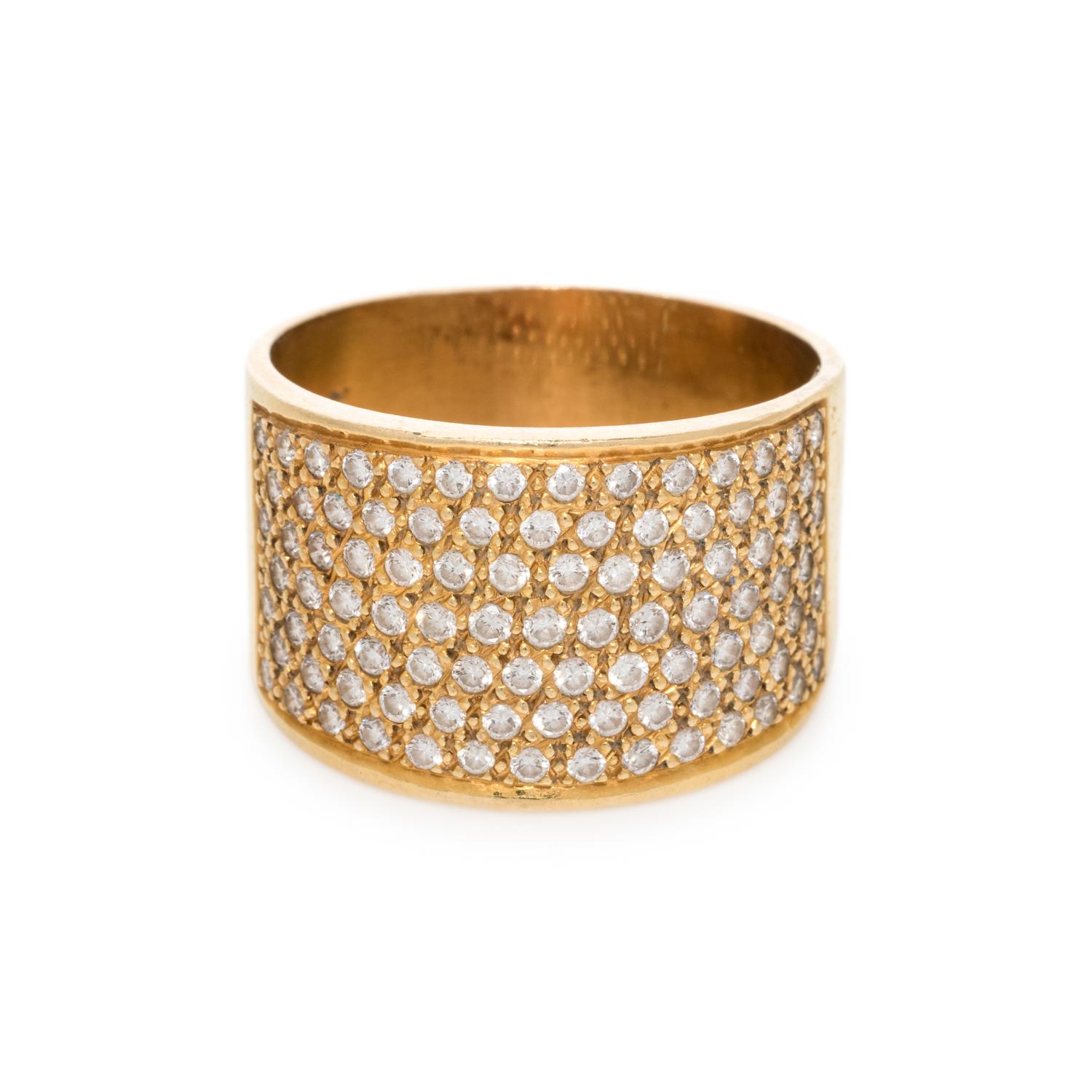 DIAMOND RING