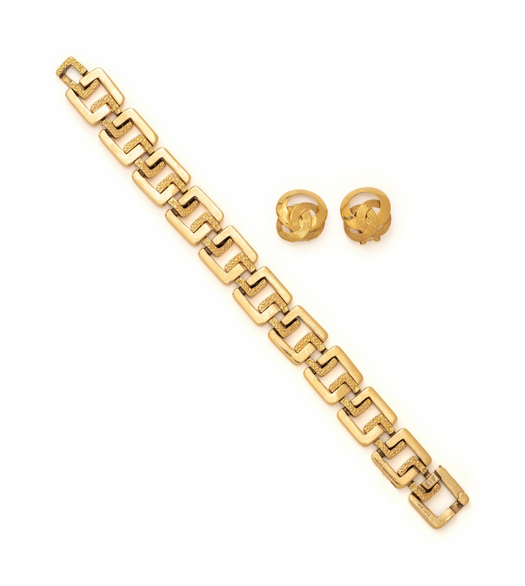 YELLOW GOLD BRACELET AND EARCLIPS