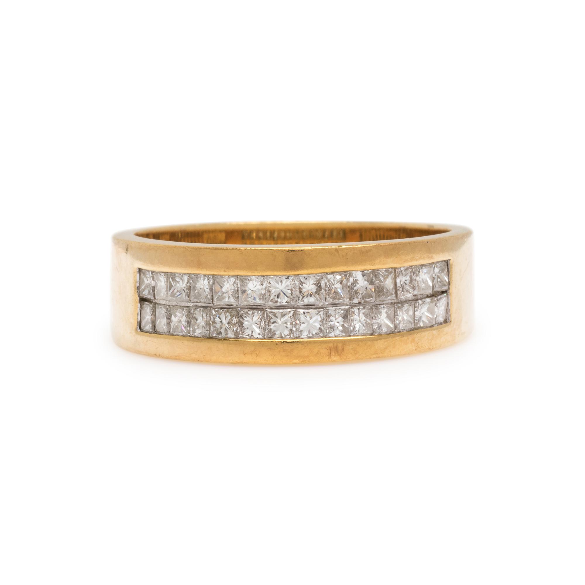 YELLOW GOLD AND DIAMOND RING