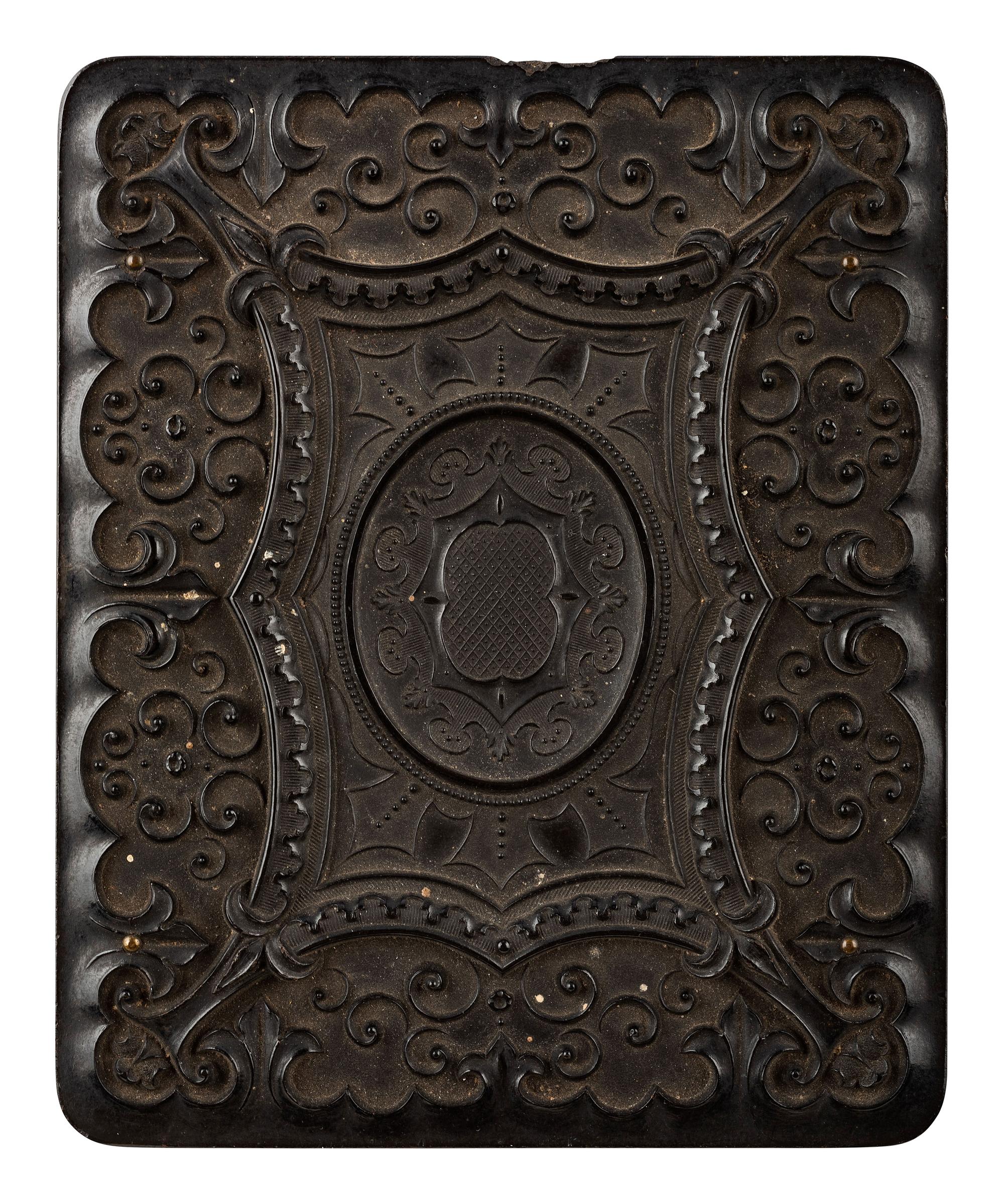 [EARLY PHOTOGRAPHY]. 4 daguerreotype and ambrotype portraits of subjects with images.