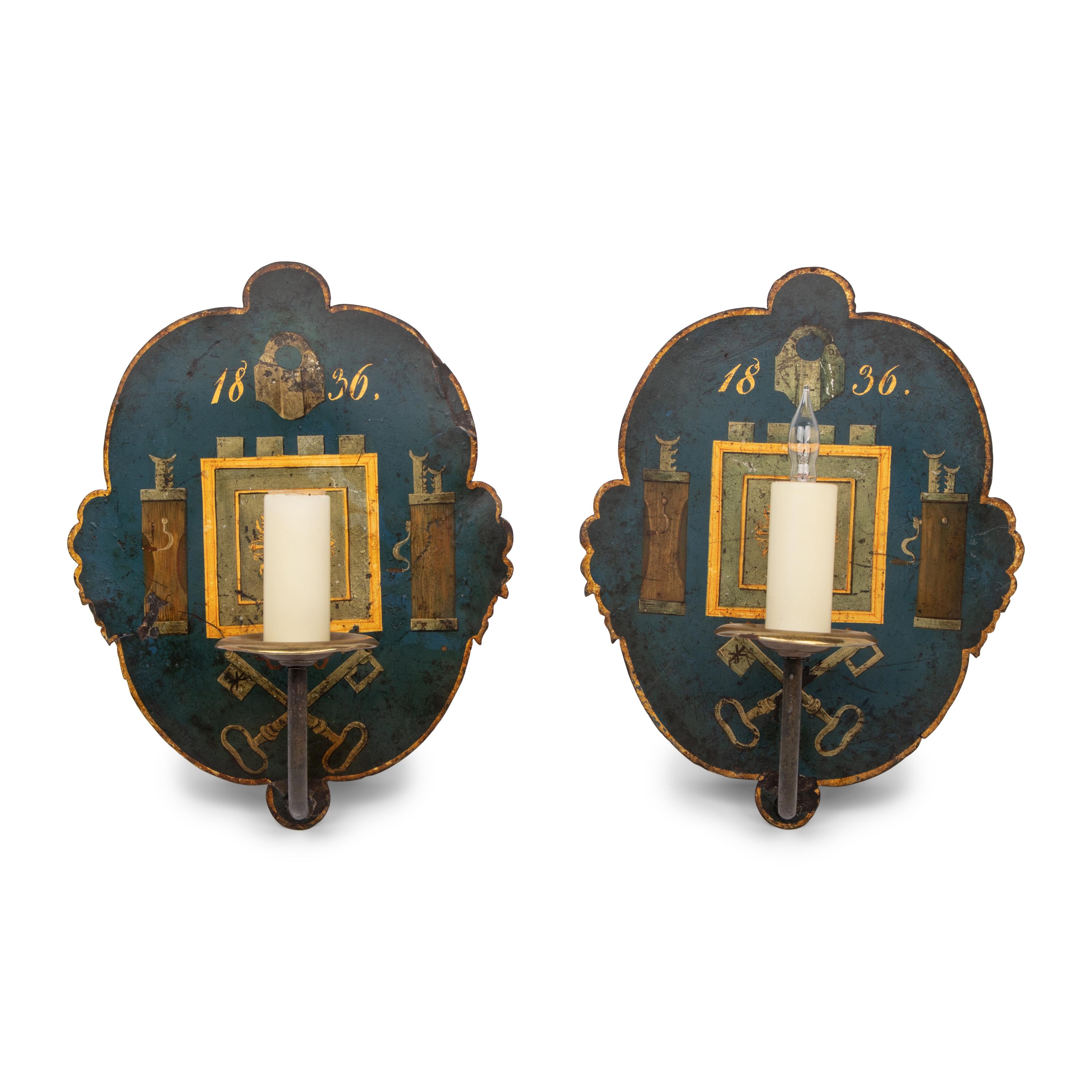 A Pair of English Parcel Gilt Tole Wall Sonces