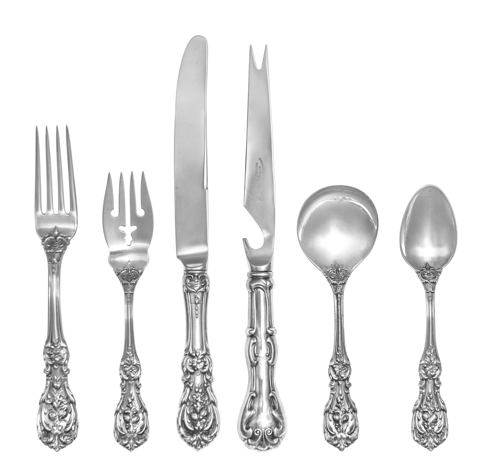 An American Silver Flatware Service, Reed & Barton, Taunton, MA, 20th Century, Francis I pattern, comprising: 12 dinner knives 12 dinne