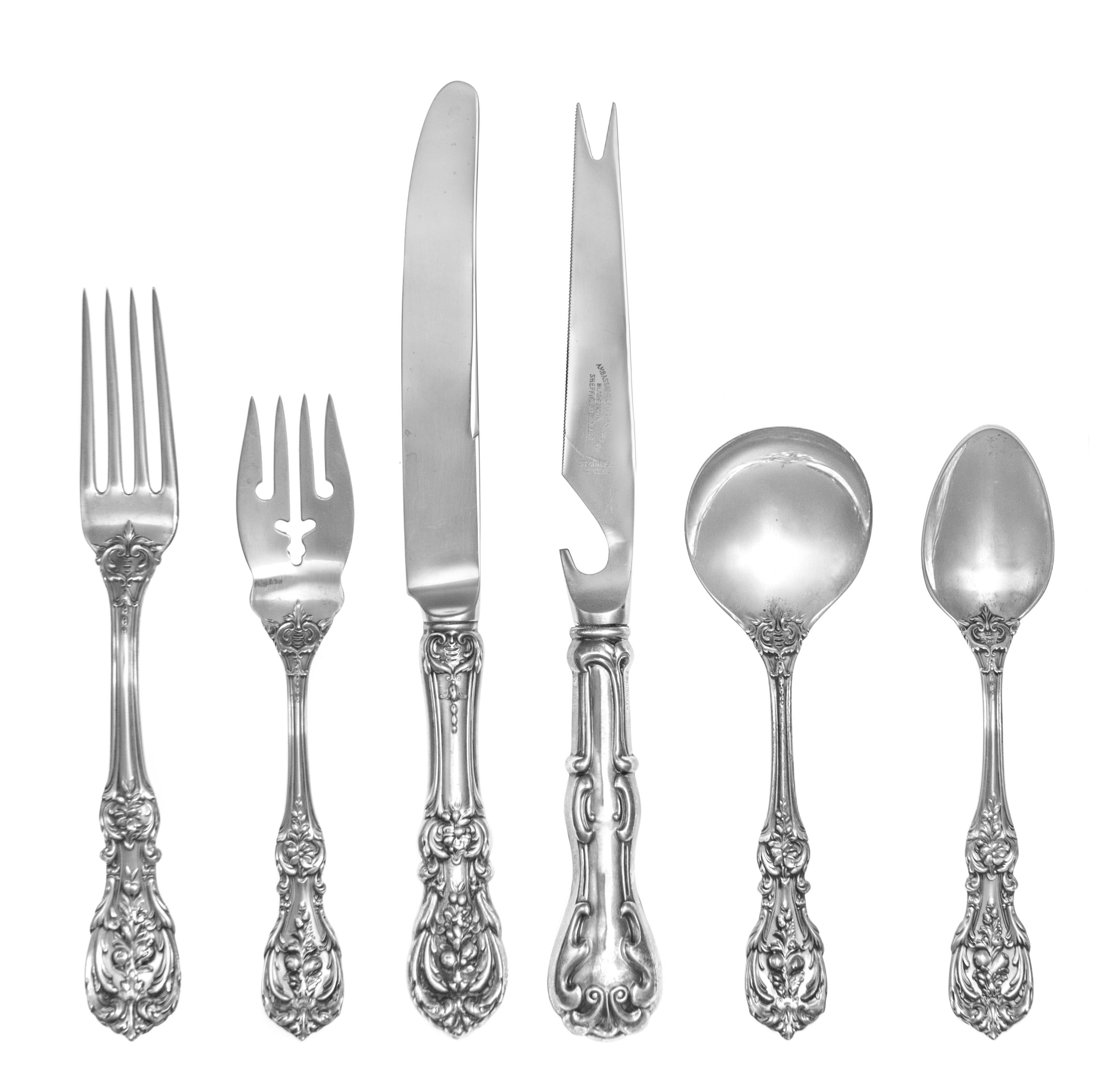 An American Silver Flatware Service, Reed & Barton, Taunton, MA, 20th Century, Francis I pattern, comprising: 12 dinner knives 12 dinne
