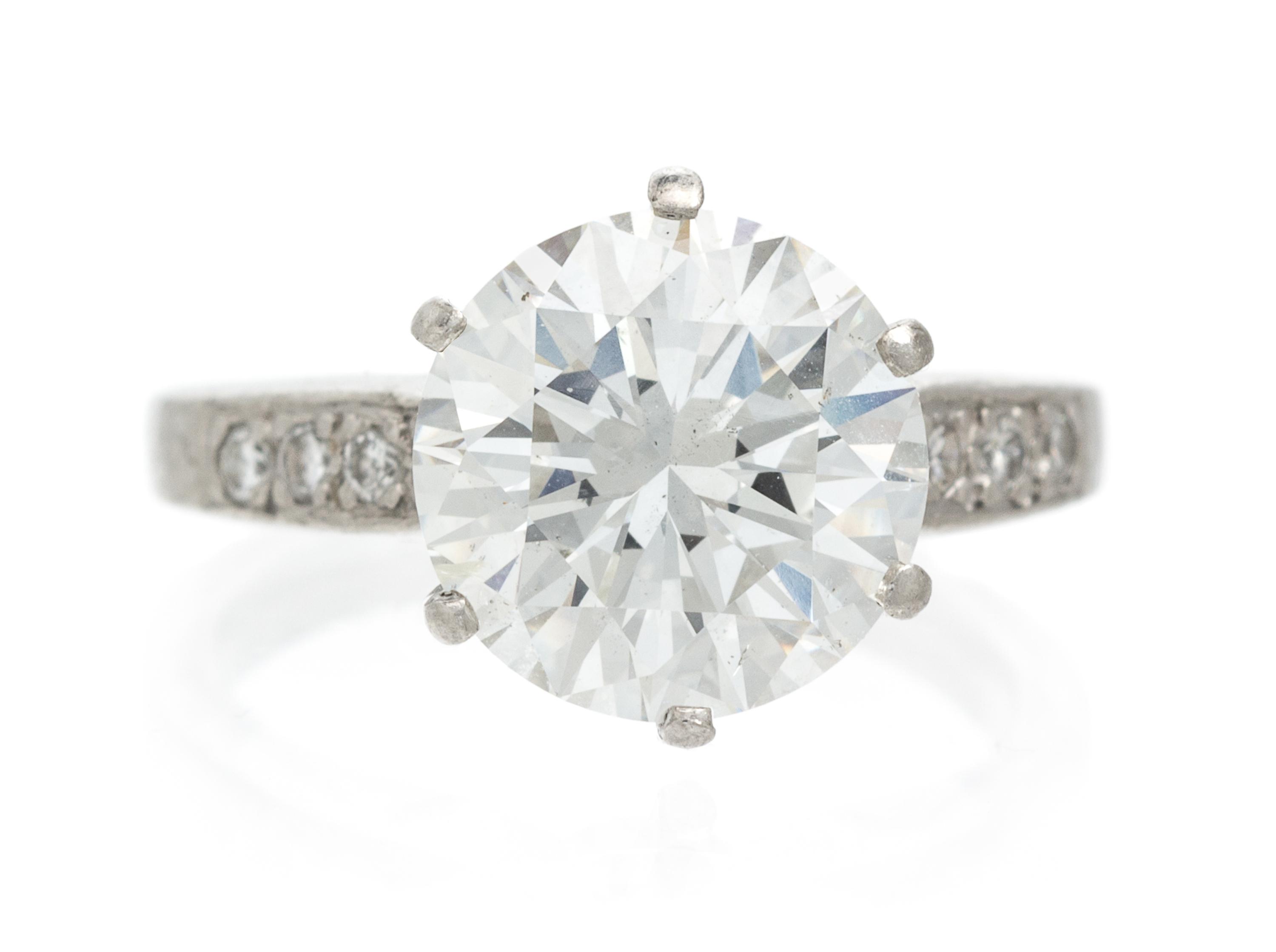 A Platinum and Diamond Ring, 5.00 dwts.