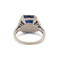 ART DECO, SAPPHIRE AND DIAMOND RING