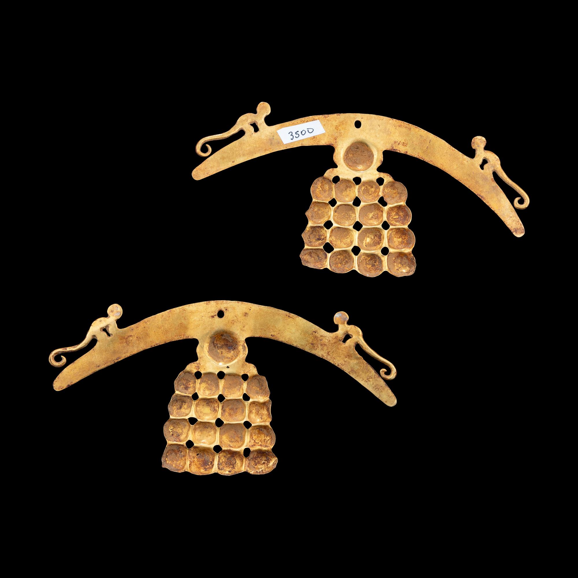 A Pair of Narino Gold Earrings