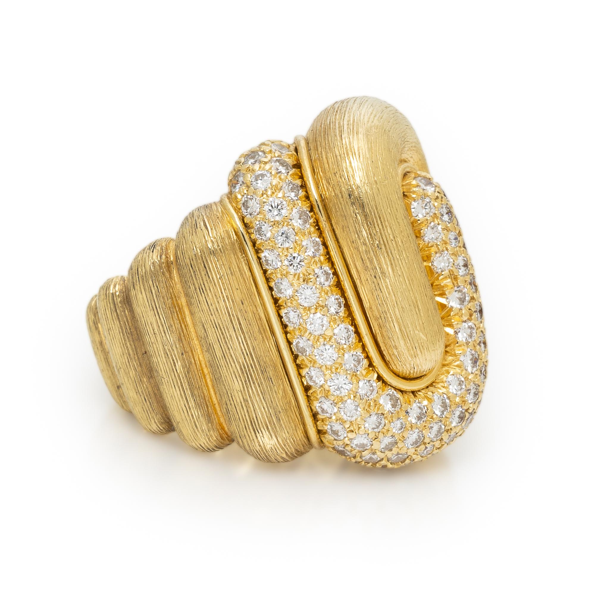 HENRY DUNAY, DIAMOND AND YELLOW GOLD RING