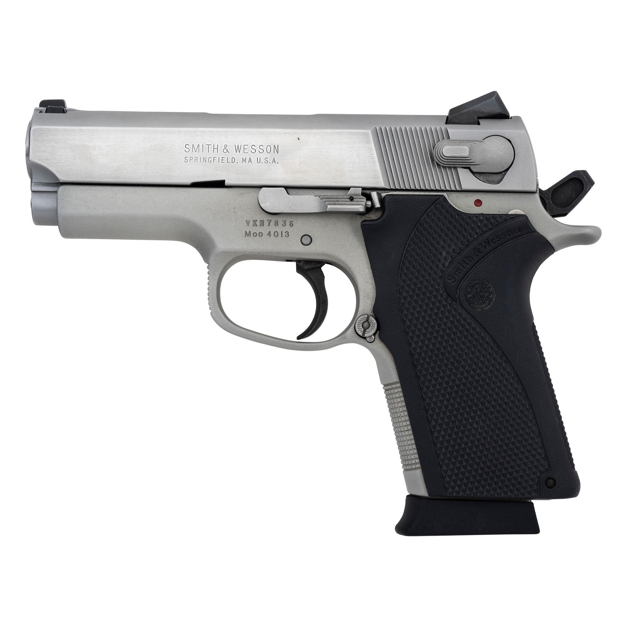 * Smith & Wesson Model 4013 in Box