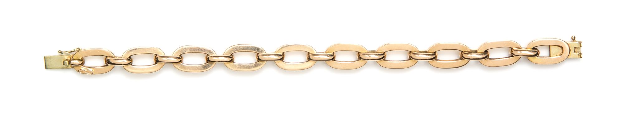 An 18 Karat Rose Gold Link Bracelet, Italian. 32.90 dwts.