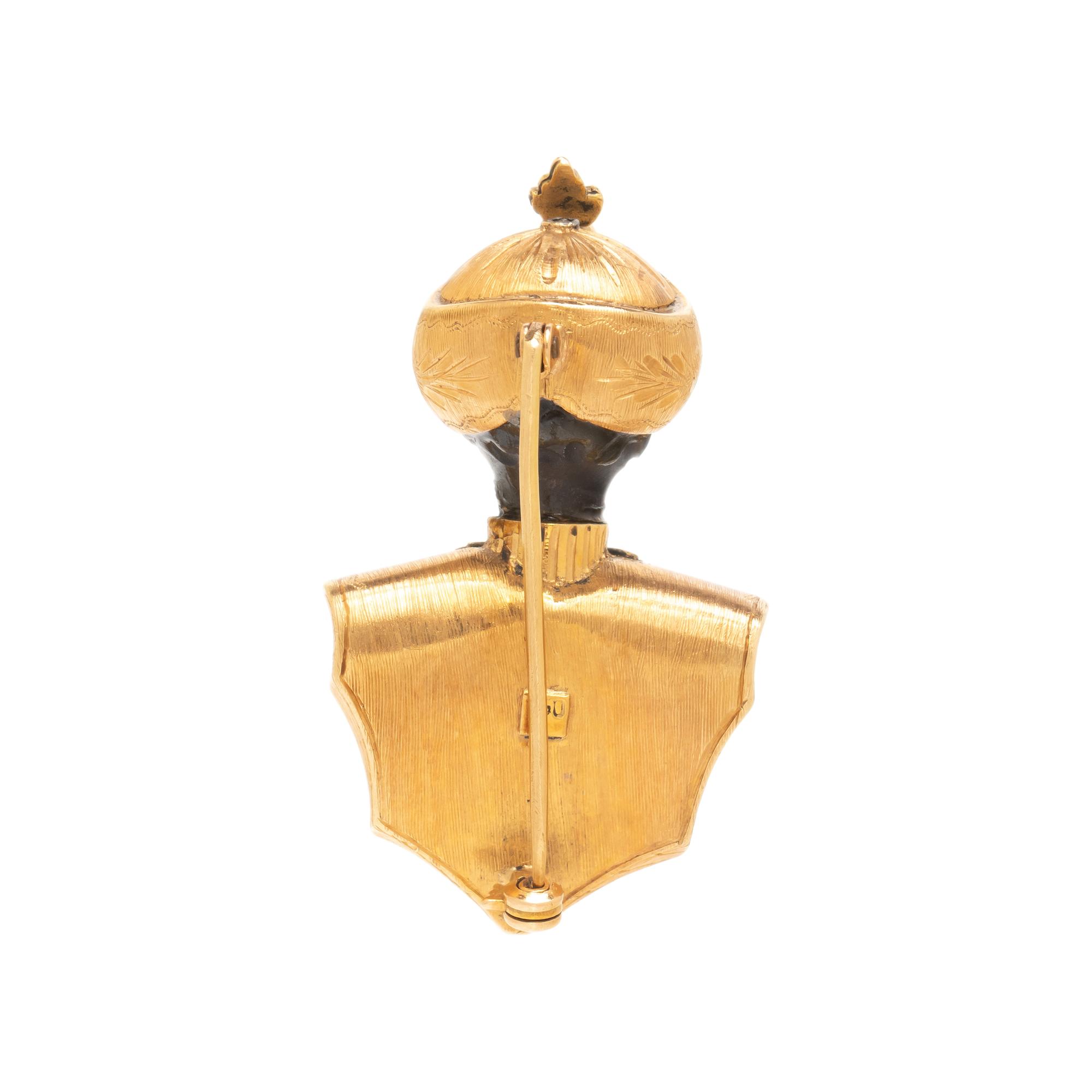 YELLOW GOLD AND MULTIGEM BROOCH