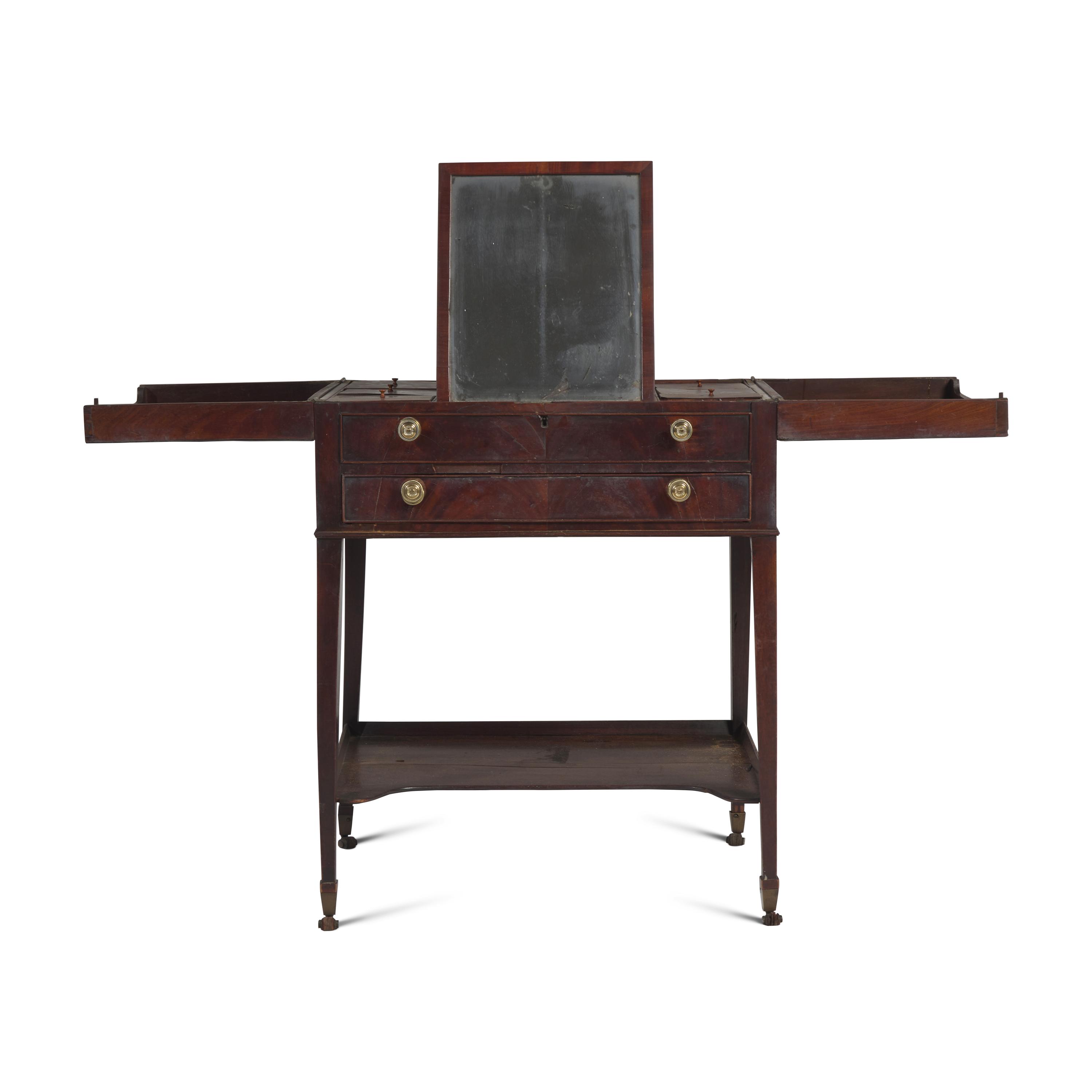 A Federal Mahogany Dressing Table