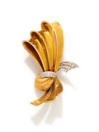 RETRO, YELLOW GOLD, PLATINUM, AND DIAMOND RIBBON BROOCH