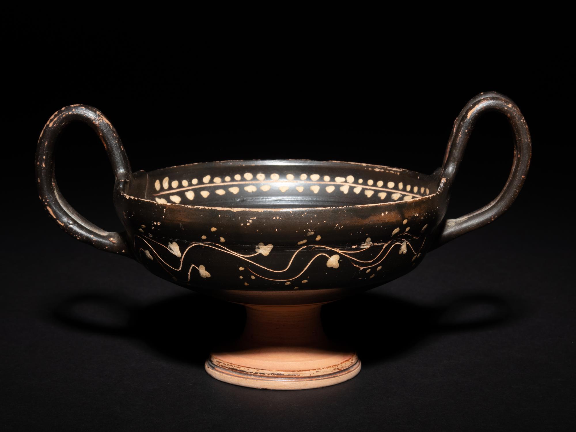 An Apulian Gnathian Ware Kantharos