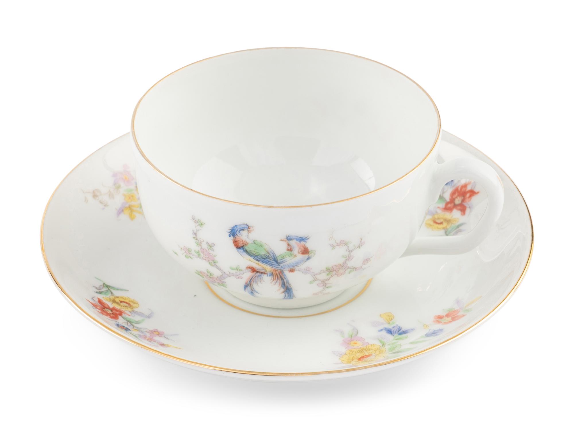 A German Porcelain Dinner Service