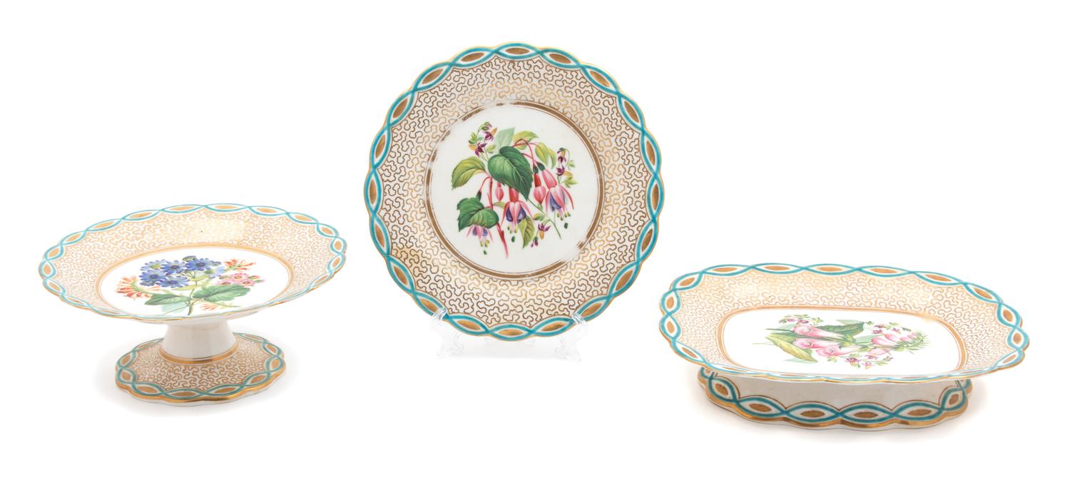 A Twelve-Piece English Porcelain Botanical Dessert Service Diameter of tazzas 3/4 inches. — 19TH CENTURY