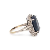 SAPPHIRE AND DIAMOND RING