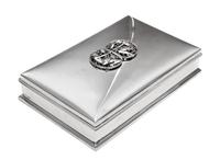 An American Silver Jewelry Casket, Gorham Mfg. Co., Providence, RI, of rectangular form, the lid with an applique depicting two opposin