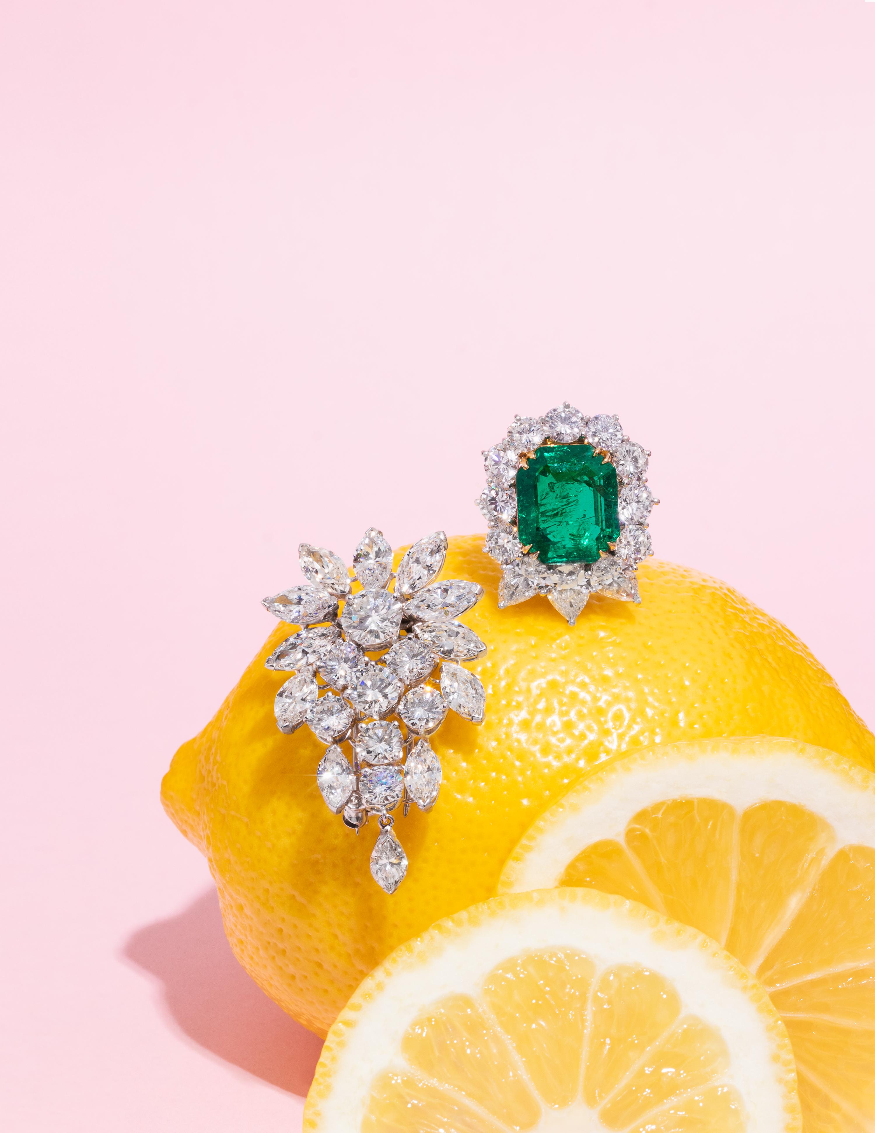 HARRY WINSTON, JACQUES TIMEY, COLOMBIAN EMERALD AND DIAMOND PENDANT/BROOCH