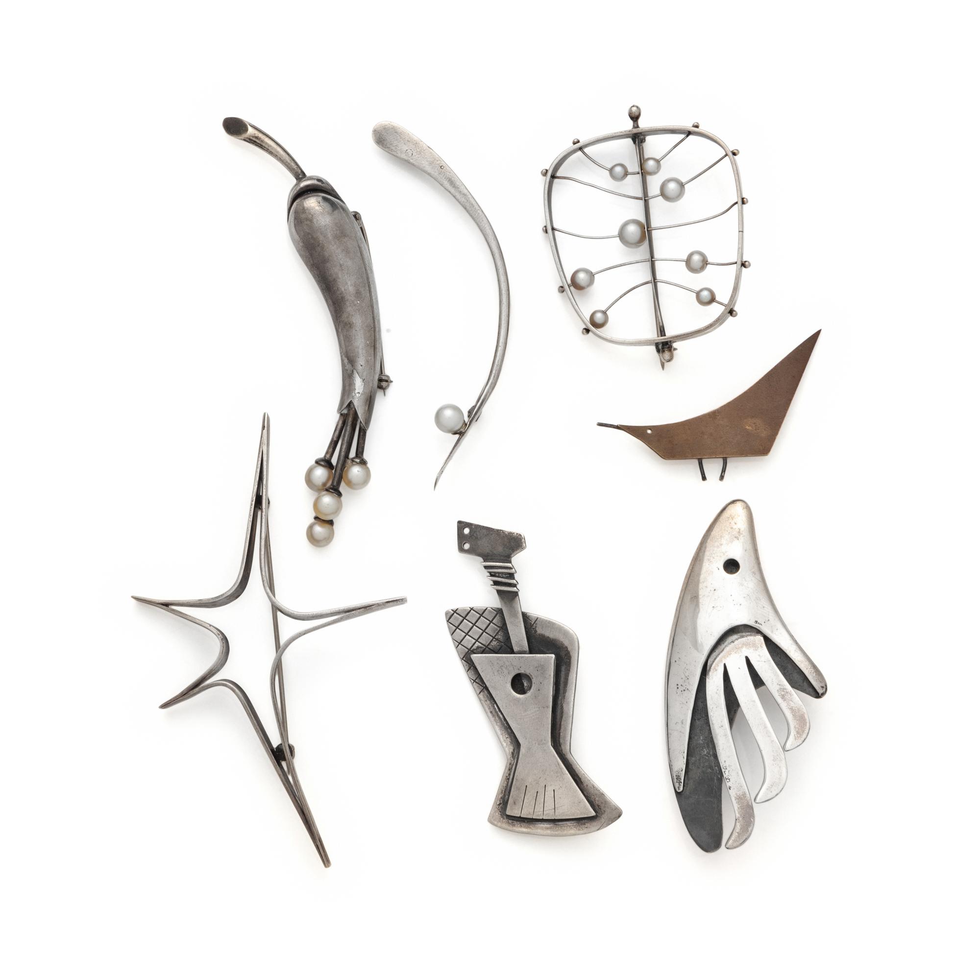 MODERNIST, COLLECTION OF STERLING SILVER AND MIXED METAL BROOCHES