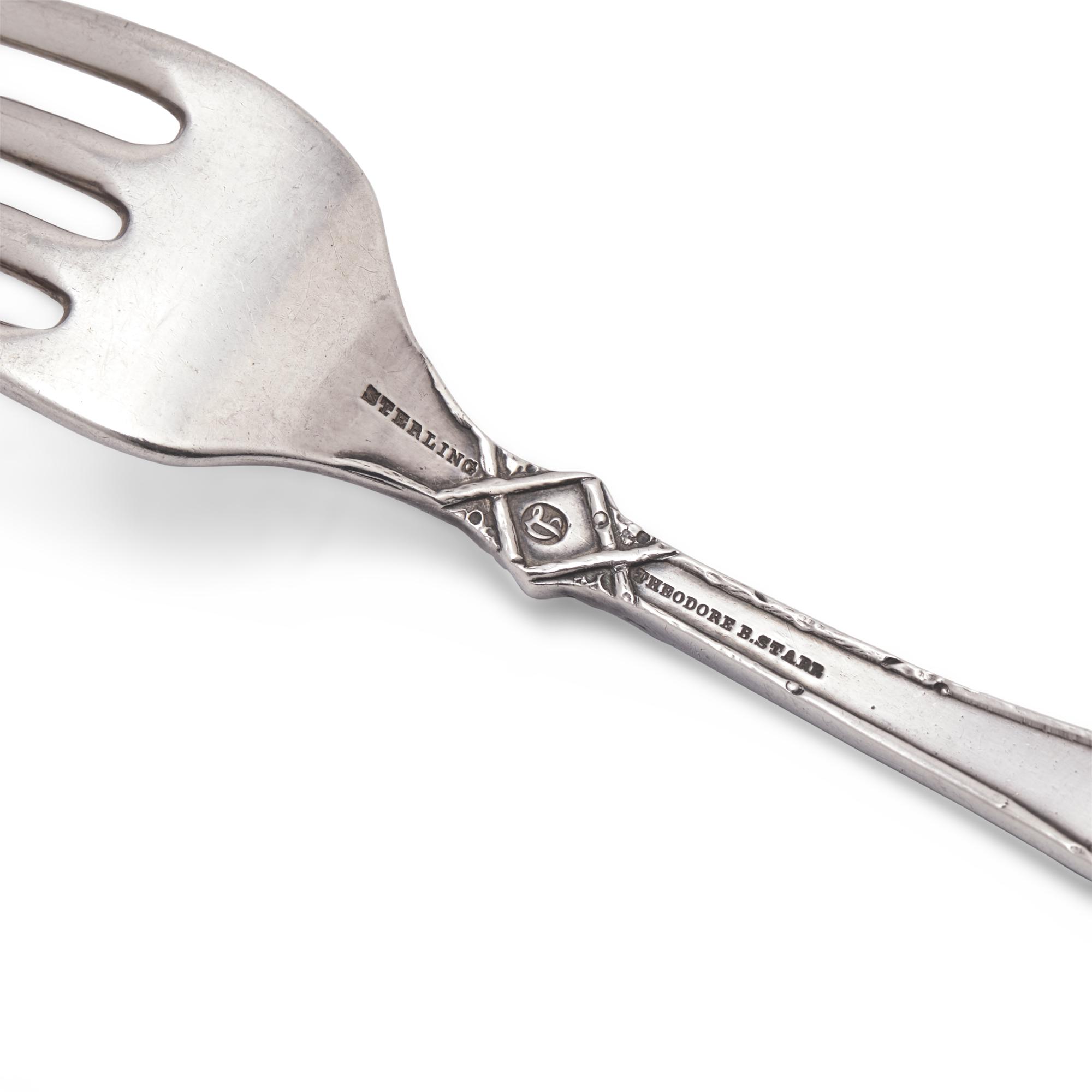 A Sterling Silver Floral Flatware Service