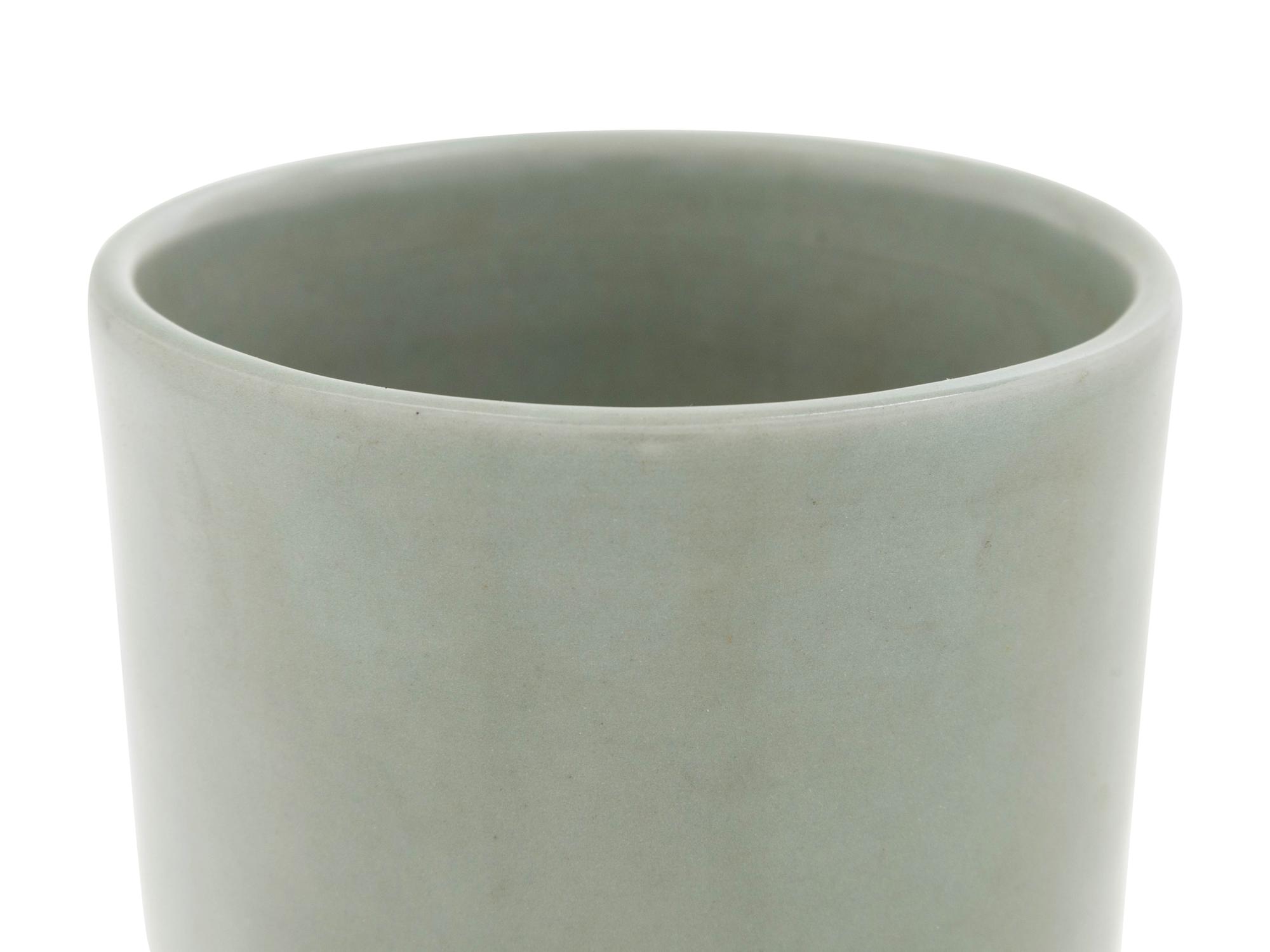 A Chinese Celadon Glazed Porcelain Cylindrical Vase