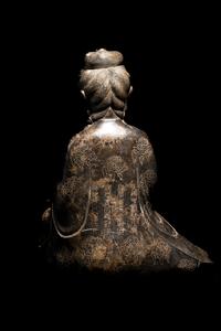 A Silver Wire Inlaid Bronze Figure of Guanyin