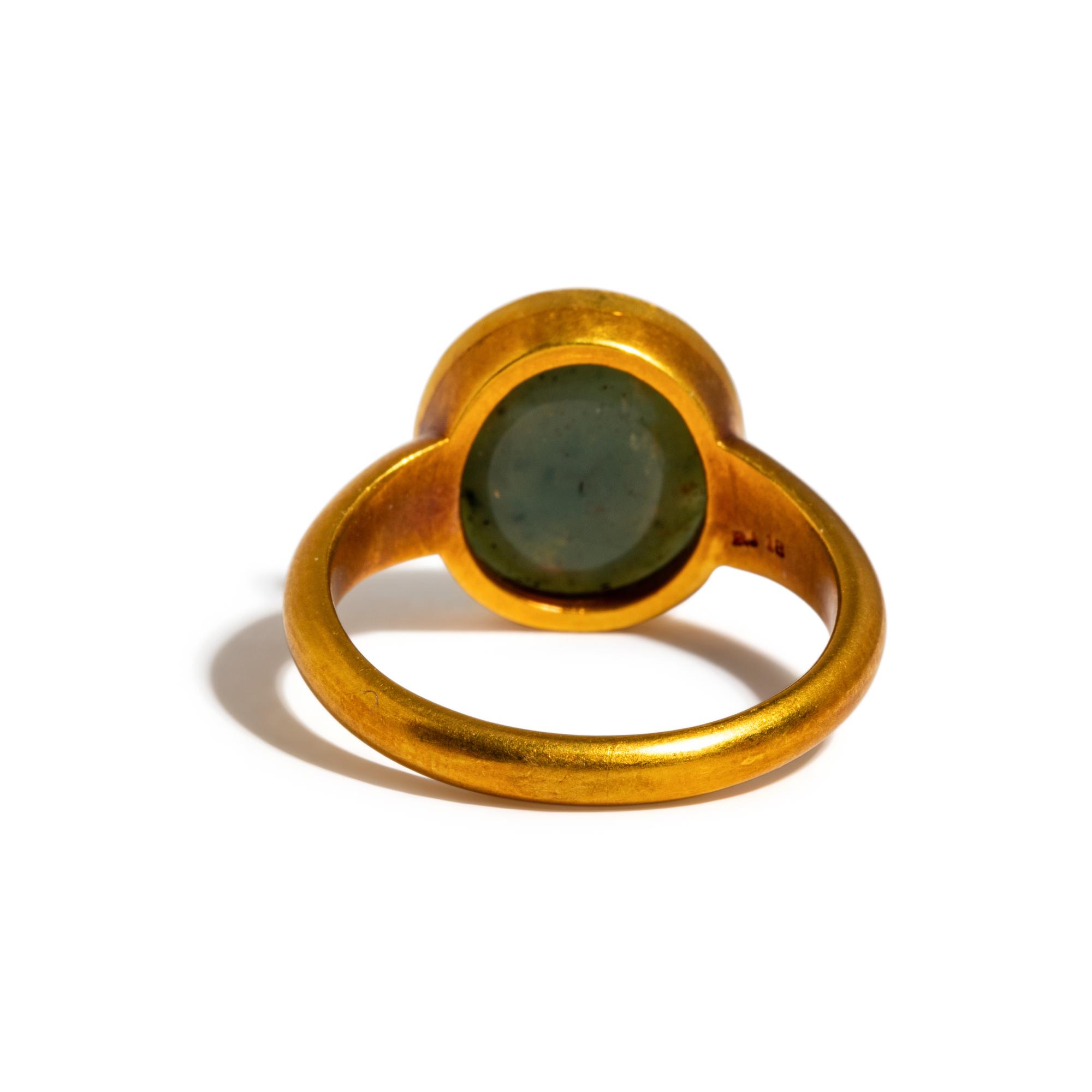 A Neoclassical Gold and Plasma Finger Ring with the Triumph of Psyche and Eros