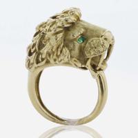 An 18K Yellow Gold Lion Head Ring