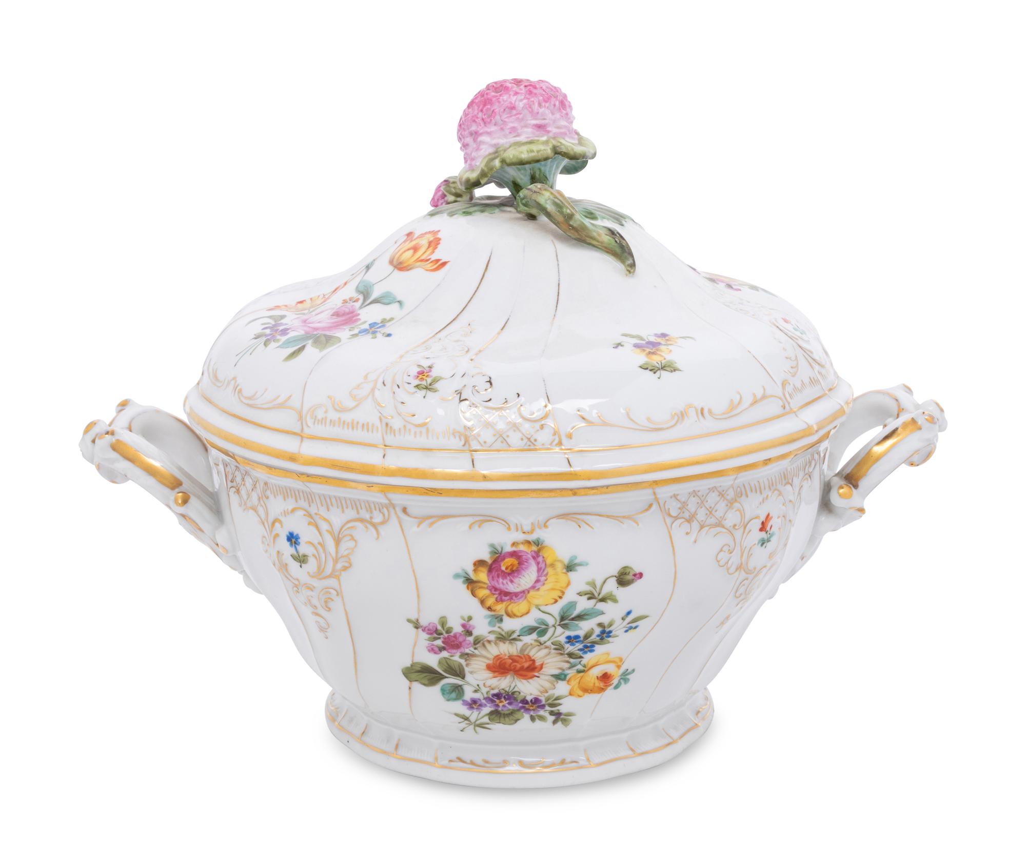 A Continental Porcelain Tureen