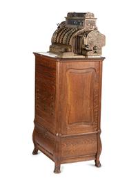 A National Cash Register , Floor Model 542-4F