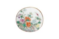 A Ruby Sgraffito Ground Famille Rose and Underglaze Blue Porcelain Bowl