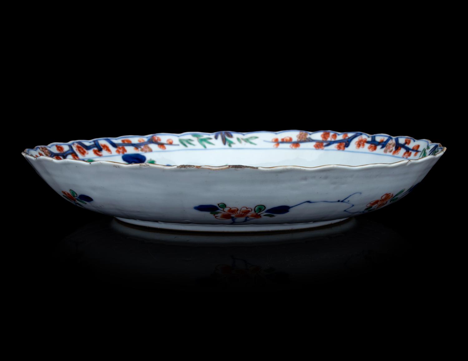 A Pair of Chinese Export Imari and Famille Rose Porcelain Covered Jars and a Flori-Form Plate