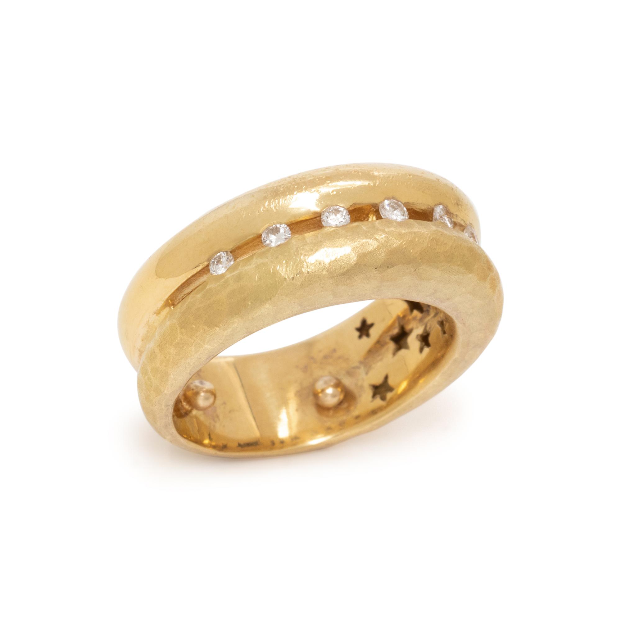 YELLOW GOLD AND DIAMOND RING