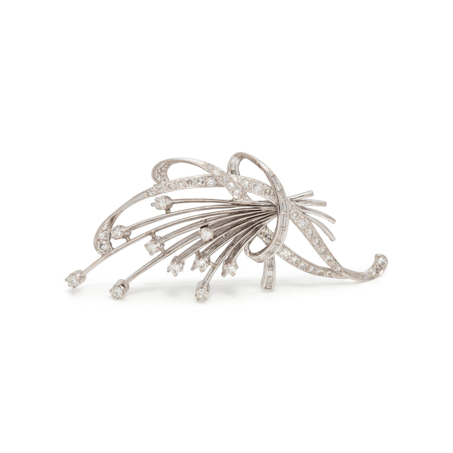 WHITE GOLD AND DIAMOND SPRAY BROOCH