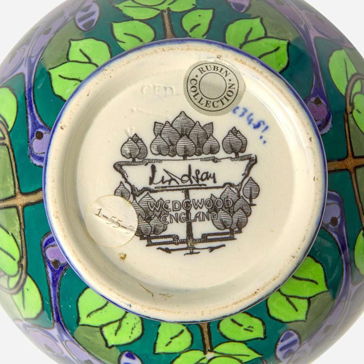 A Wedgwood Lindsay Ware Vase UK, circa 1900