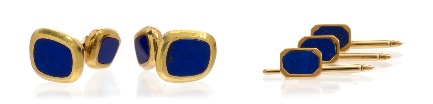 A Pair of 18 Karat Yellow Gold and Lapis Lazuli Cufflinks, Van Cleef & Arpels, 18.20 dwts.
