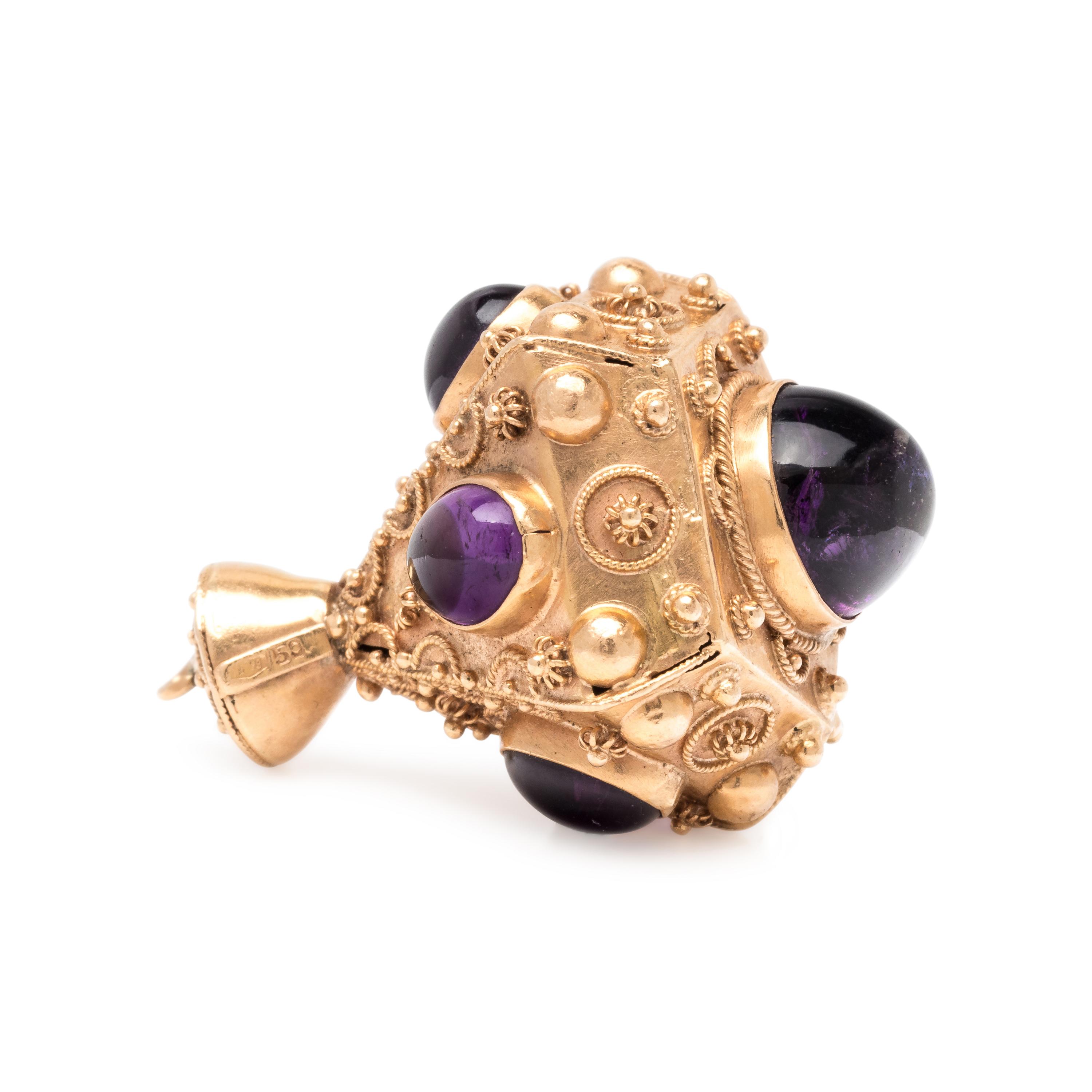 YELLOW GOLD AND AMETHYST CHARM