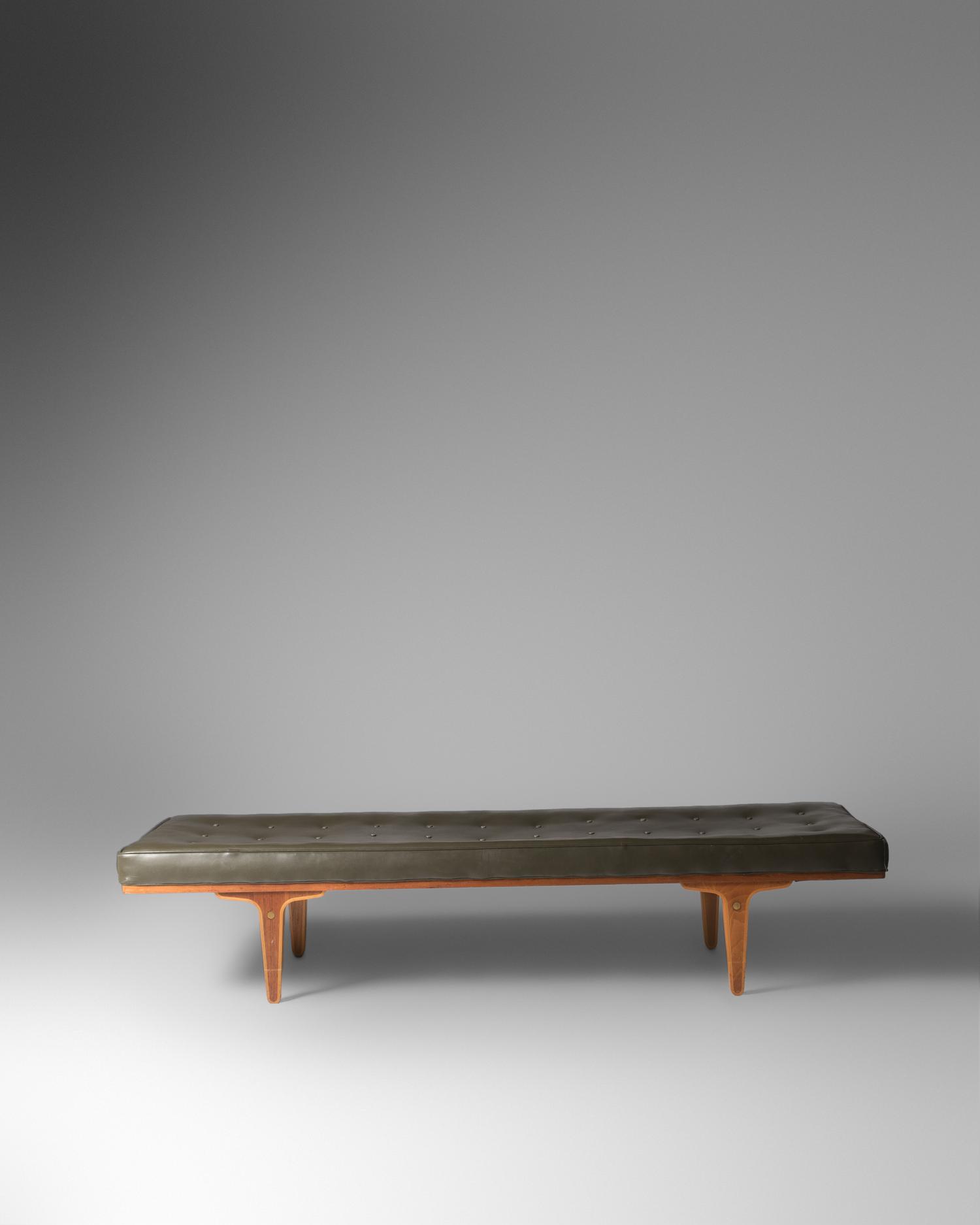 Serene Bench / Daybed, model 4955, Dunbar, USA