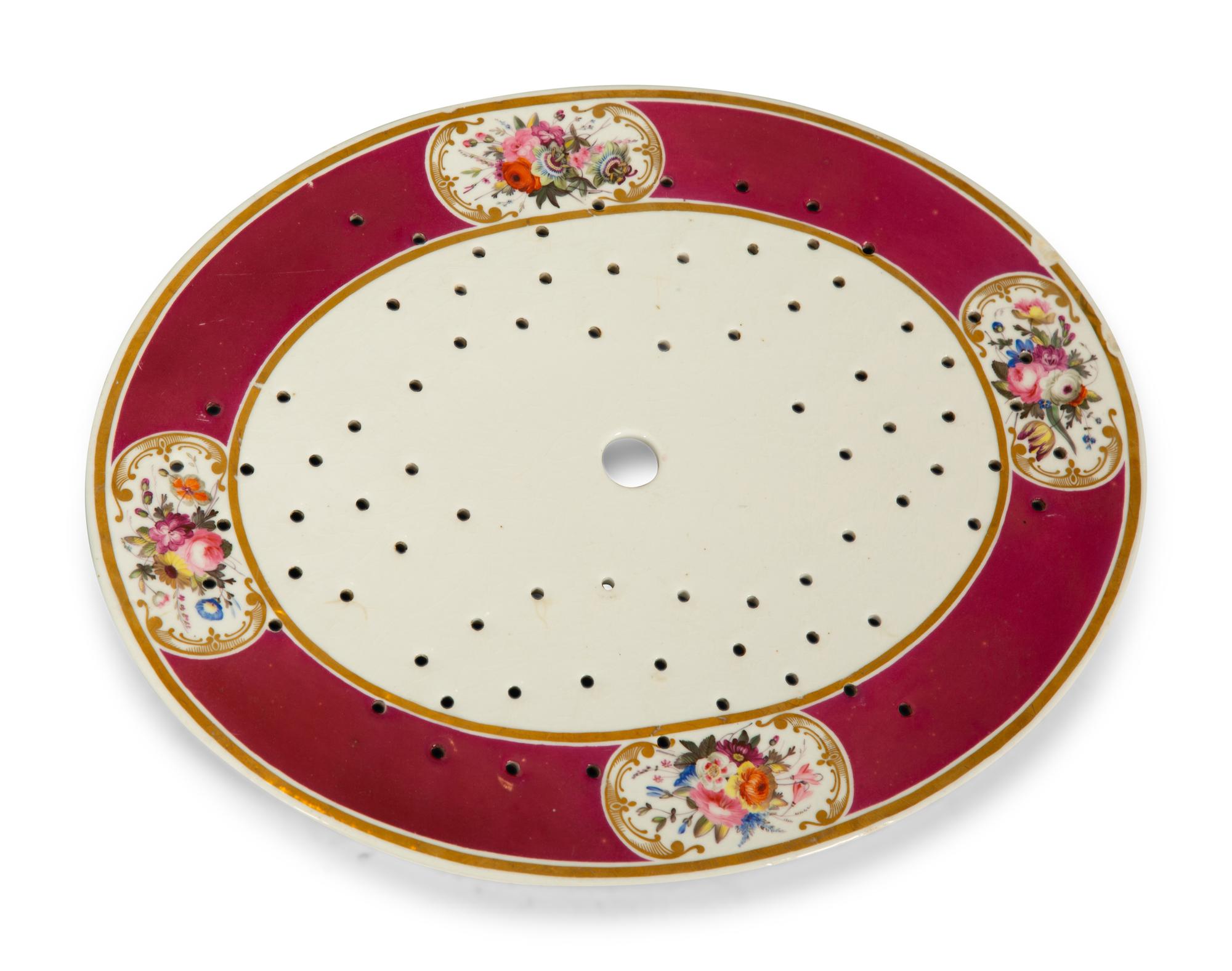 A Group of Five Chamberlain Worcester Platters and a Mazzerin Insert — EARLY 19TH CENTURY