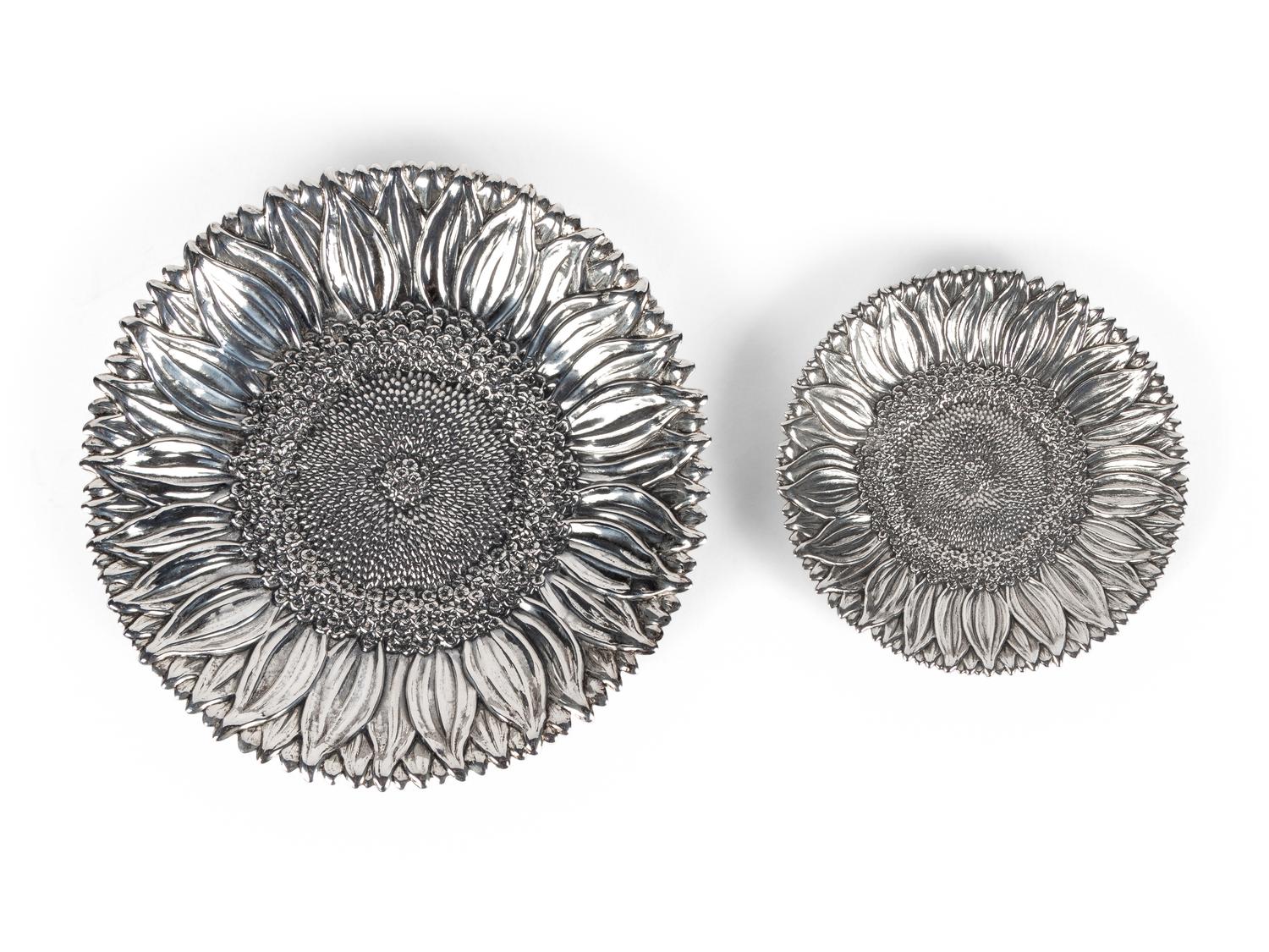 Two Buccellati Silver Sunflower Plates