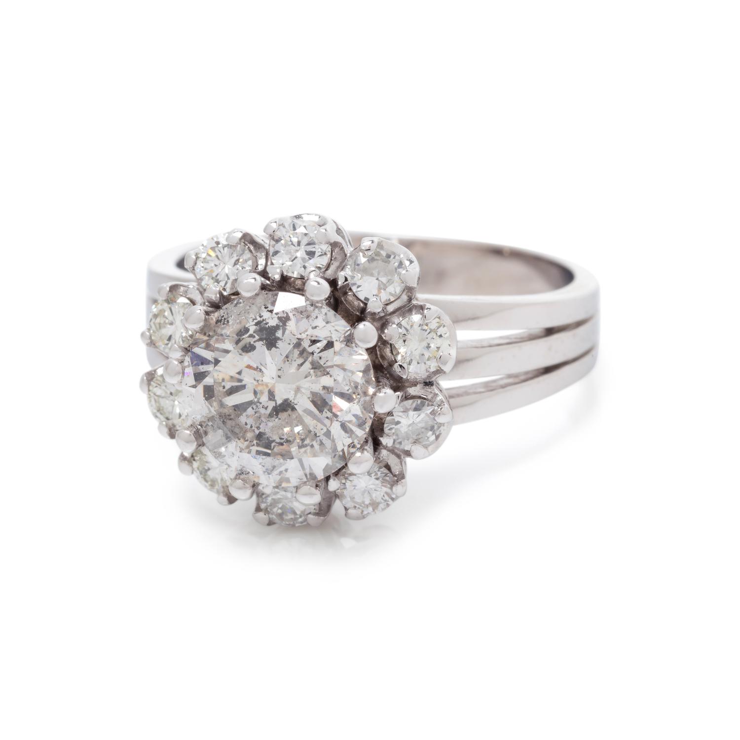 DIAMOND RING