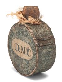 [AMERICANA]. "D.M.C." sponge decorated drum canteen