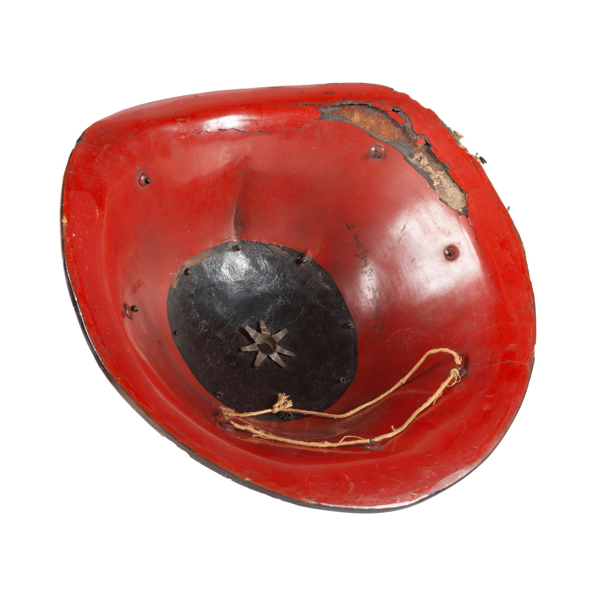 An Edo-Period Japanese Jingasa with Akamatsu Mon